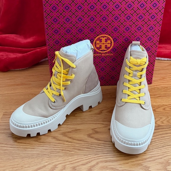 Tory Burch NIB Camp Sneaker Boot (8) - Picture 5 of 16